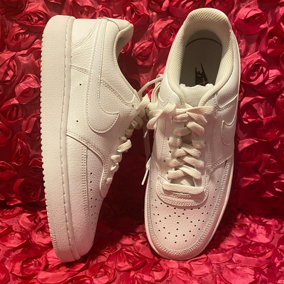 Nike Court Vision Low Women's Sneakers - Picture 2 of 11